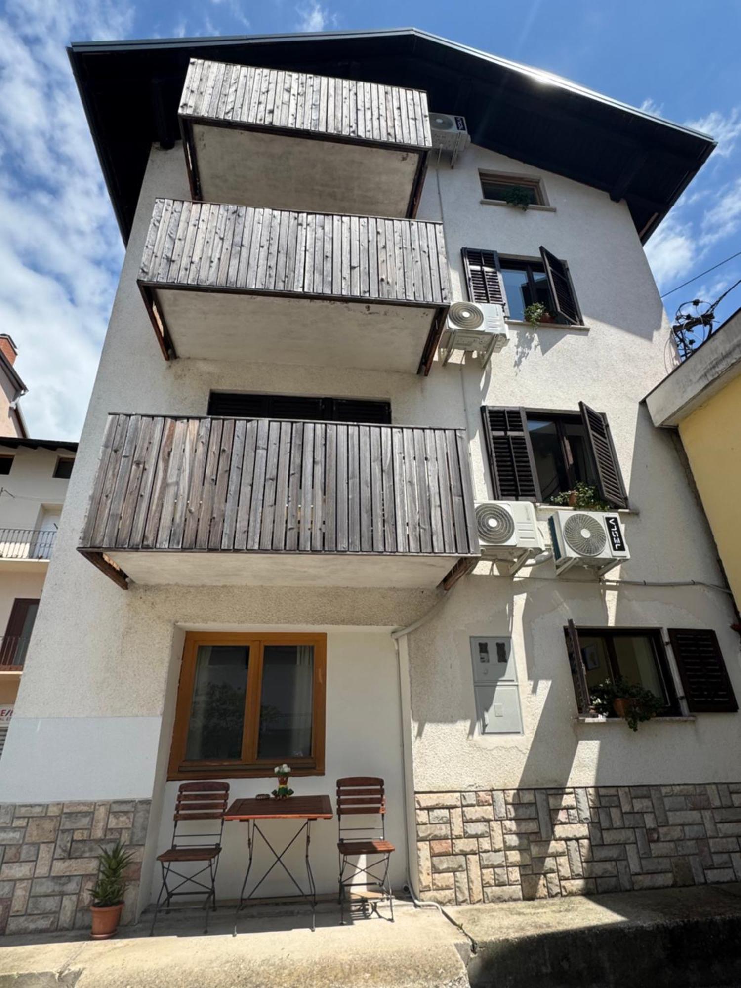 Apartamento Old Square House - Hisa Na Starem Trgu Tolmin Exterior foto